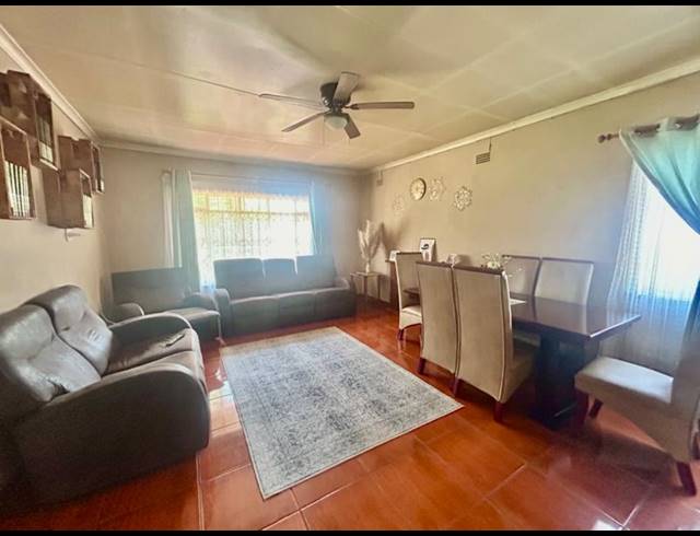 3 BEDROOM HOUSE FOR SALE IN VANDERBIJLPARK CW 6